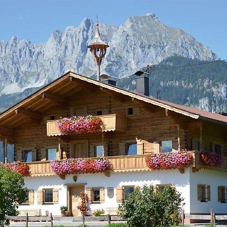 Kroepflhof Sankt Johann in Tirol Buitenkant foto